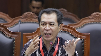 Dr. Revrisond Baswir, M.B.A., Ak., CA