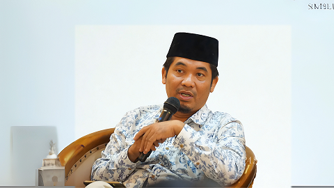 Ahmad Fauzi (Ray Rangkuti)